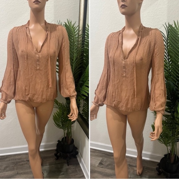 Adele Fado polka dot nude blouse IT40 - Picture 1 of 9